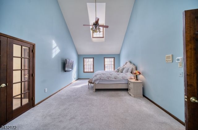40 Rustic Trl, Raritan Twp., NJ 08822