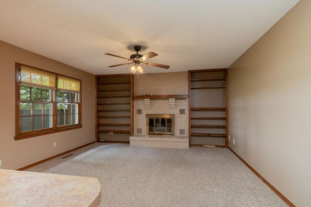 6726 W Dogwood Street, Springfield, MO 65802
