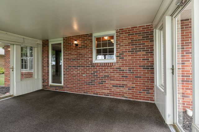6726 W Dogwood Street, Springfield, MO 65802
