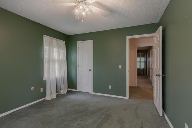 6726 W Dogwood Street, Springfield, MO 65802