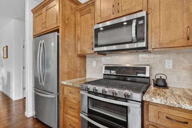 924 Lazy Trail Dr, Rocklin, CA 95765