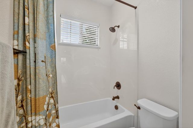 924 Lazy Trail Dr, Rocklin, CA 95765