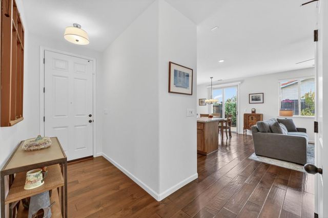 924 Lazy Trail Dr, Rocklin, CA 95765