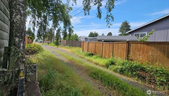 4622 N Defiance Street, Tacoma, WA 98407