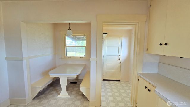 4622 N Defiance Street, Tacoma, WA 98407