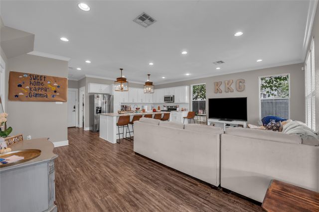 911 Ivy Avenue, Waco, TX 76706