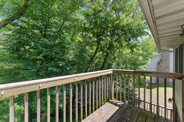 6121 Creek View Trail, Minnetonka, MN 55345