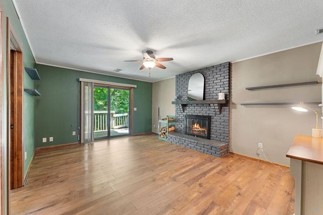 6121 Creek View Trail, Minnetonka, MN 55345