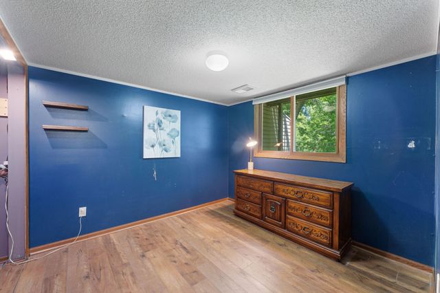 6121 Creek View Trail, Minnetonka, MN 55345