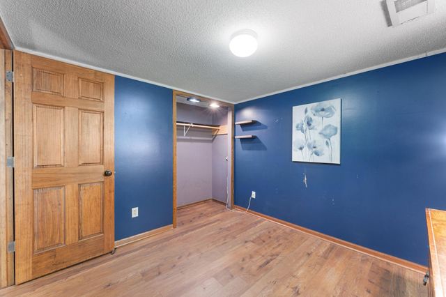6121 Creek View Trail, Minnetonka, MN 55345