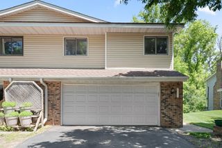 6121 Creek View Trail, Minnetonka, MN 55345