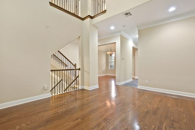 5812 La Vista Drive, Dallas, TX 75206