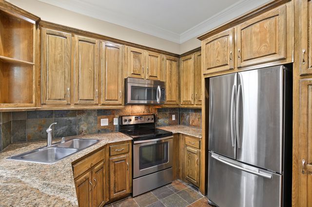 5812 La Vista Drive, Dallas, TX 75206