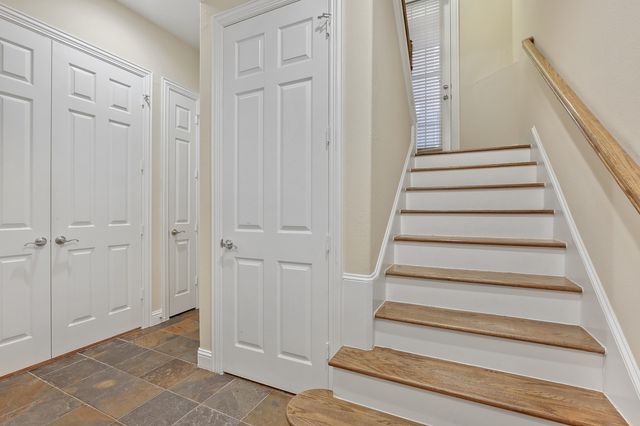 5812 La Vista Drive, Dallas, TX 75206