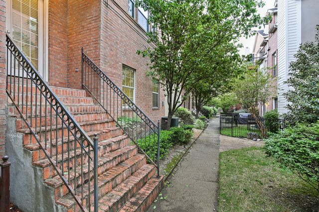 5812 La Vista Drive, Dallas, TX 75206