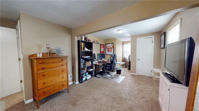 3627 N Walrond Avenue, Kansas City, MO 64117