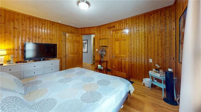 3627 N Walrond Avenue, Kansas City, MO 64117