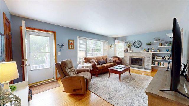 3627 N Walrond Avenue, Kansas City, MO 64117