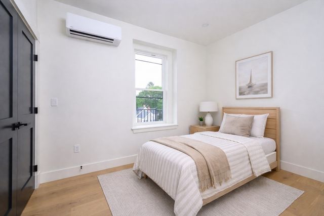 21 Tanglewood Road 2, Boston, MA 02124