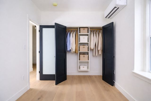 21 Tanglewood Road 2, Boston, MA 02124