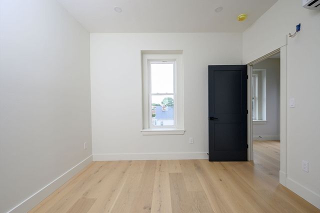 21 Tanglewood Road 2, Boston, MA 02124