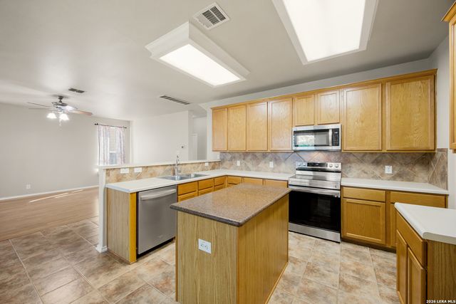 17230 Darien Wing, San Antonio, TX 78247