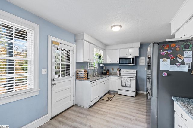 315 Briarwood Road, Spartanburg, SC 29301