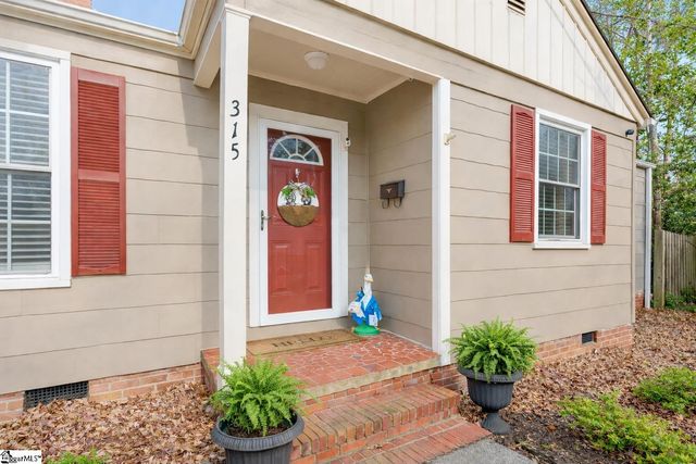 315 Briarwood Road, Spartanburg, SC 29301