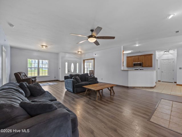 200 E Howard Drive, Jacksonville, NC 28540