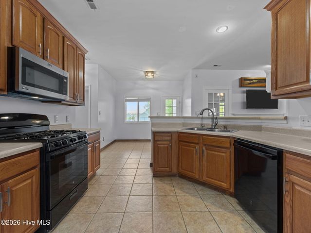 200 E Howard Drive, Jacksonville, NC 28540