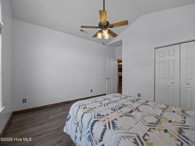 200 E Howard Drive, Jacksonville, NC 28540