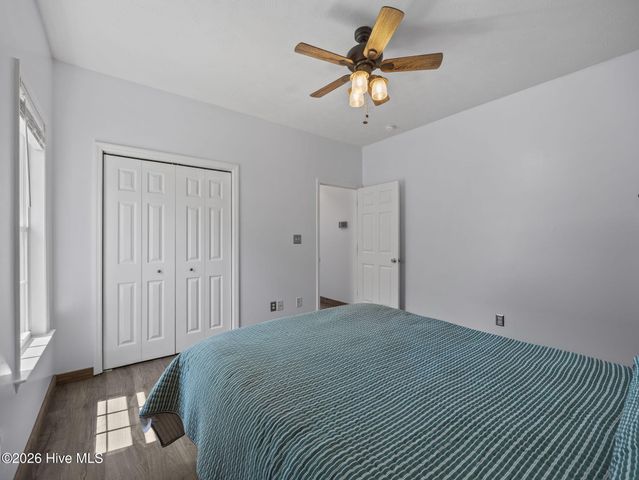 200 E Howard Drive, Jacksonville, NC 28540