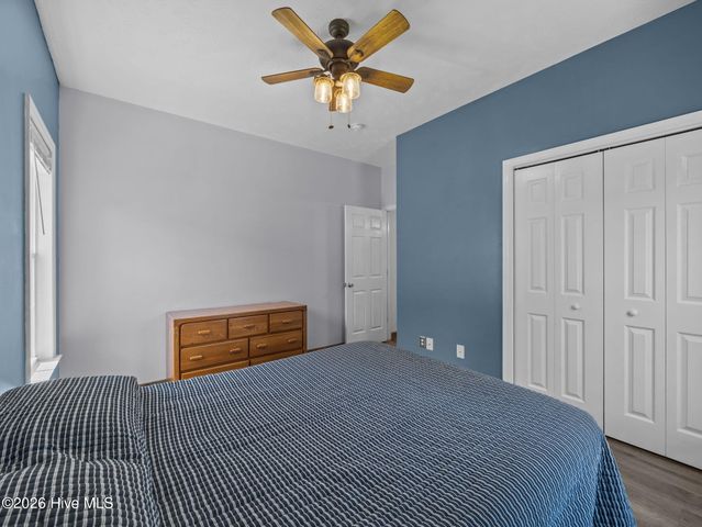 200 E Howard Drive, Jacksonville, NC 28540