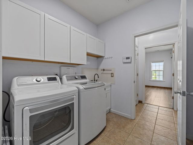 200 E Howard Drive, Jacksonville, NC 28540