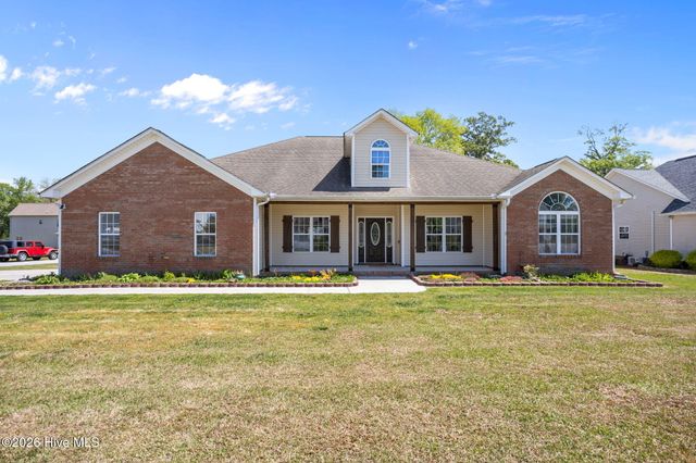 200 E Howard Drive, Jacksonville, NC 28540