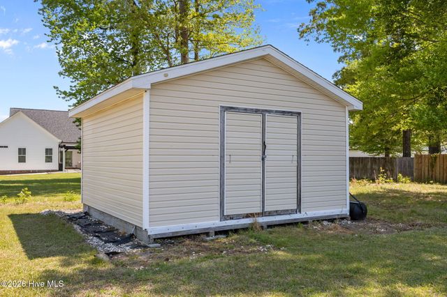 200 E Howard Drive, Jacksonville, NC 28540