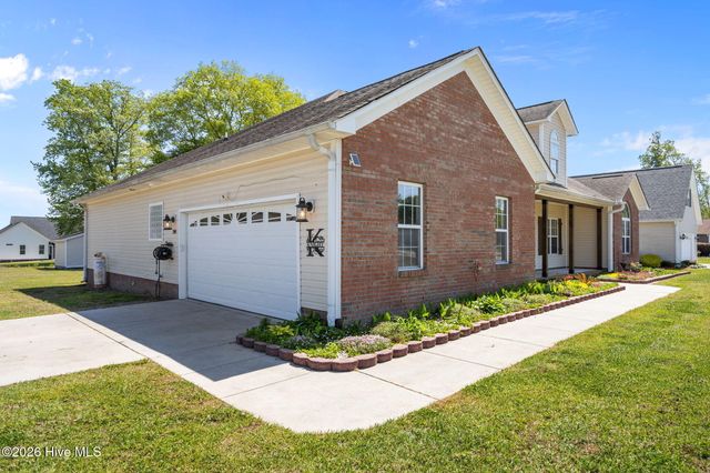 200 E Howard Drive, Jacksonville, NC 28540