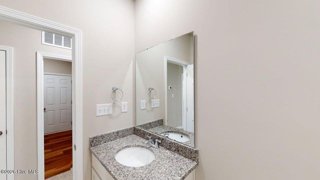 202 Grace'S Farm Road, La Grange, NC 28551