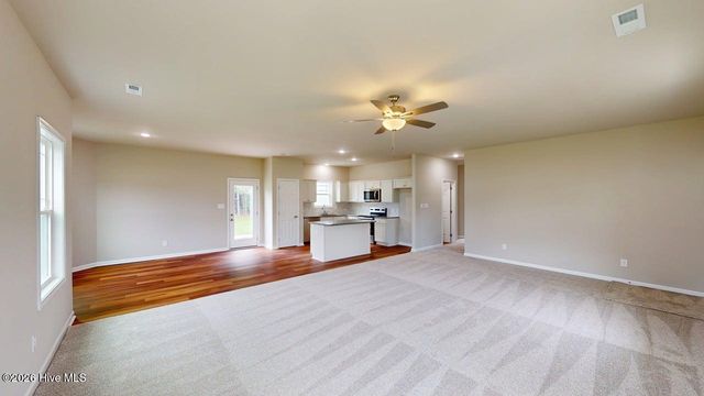 202 Grace'S Farm Road, La Grange, NC 28551