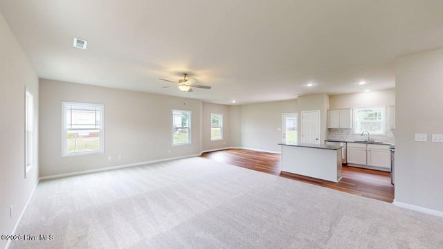 202 Grace'S Farm Road, La Grange, NC 28551
