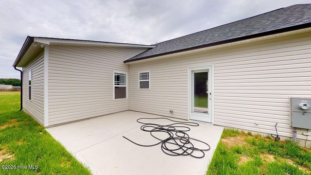 202 Grace'S Farm Road, La Grange, NC 28551