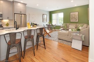 660 Bloomfield Ave, Unit 405 405, Bloomfield Twp., NJ 07003