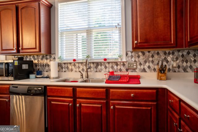 4395 Alysheba Drive, Fairburn, GA 30213