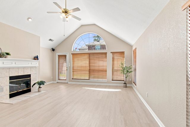 9125 Chardin Park Drive, Fort Worth, TX 76244