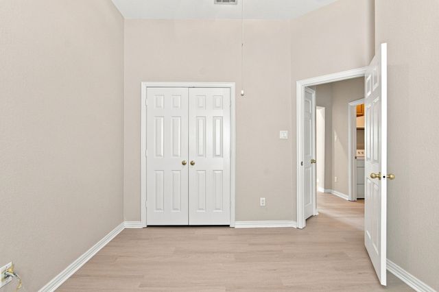 9125 Chardin Park Drive, Fort Worth, TX 76244