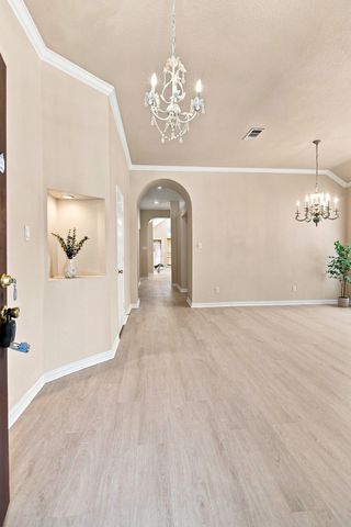 9125 Chardin Park Drive, Fort Worth, TX 76244