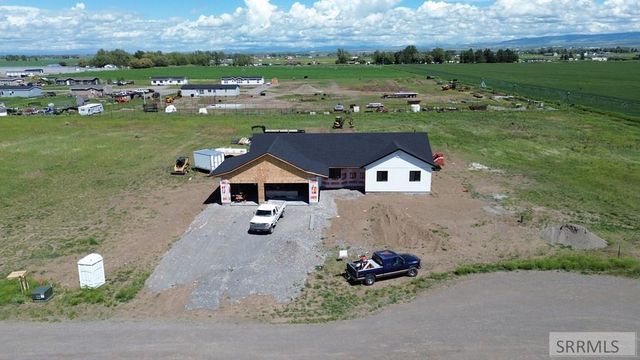 270 N Heritage Way, St Anthony, ID 83445