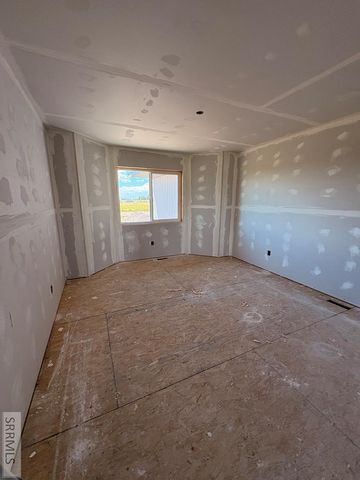 270 N Heritage Way, St Anthony, ID 83445