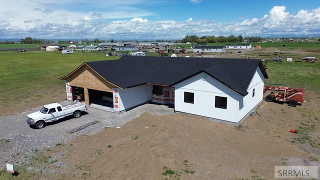 270 N Heritage Way, St Anthony, ID 83445