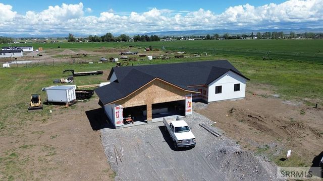 270 N Heritage Way, St Anthony, ID 83445